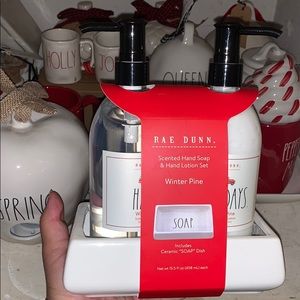 NWT Rae Dunn holiday soap and lotion set